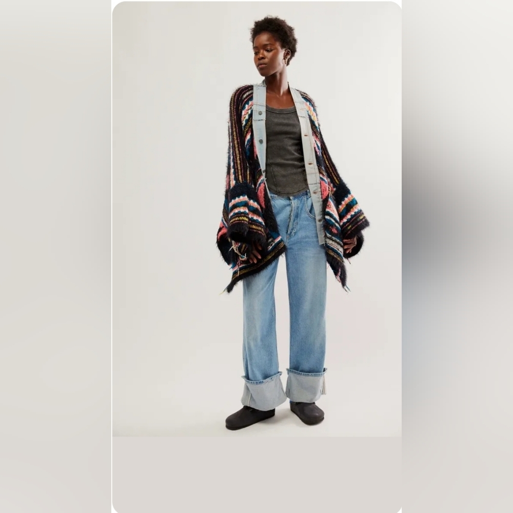 Free People Poncho M/L nwts